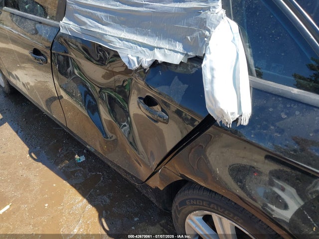 2011 AUDI A4 WAUAFAFLXBN001105 Photo 5