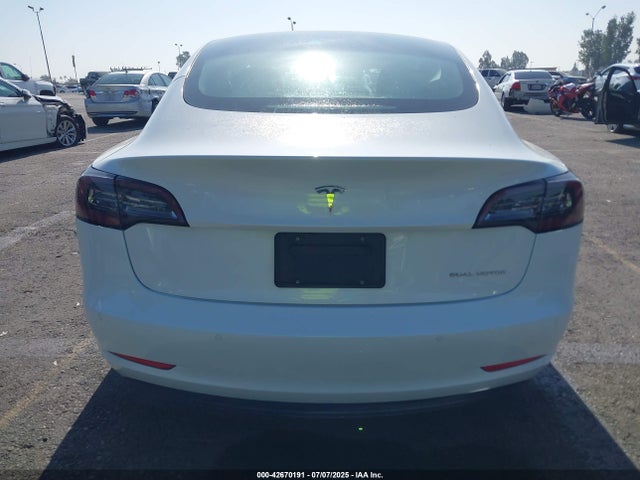 5YJ3E1EB1MF068099 Tesla MODEL 3