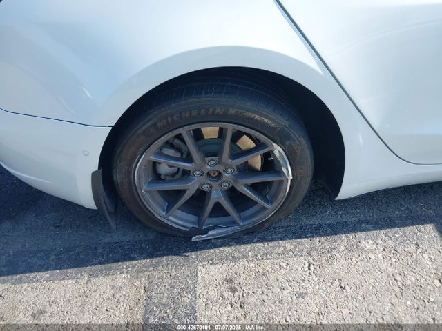 5YJ3E1EB1MF068099 Tesla MODEL 3