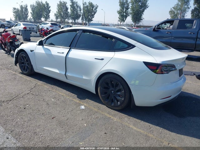 5YJ3E1EB1MF068099 Tesla MODEL 3