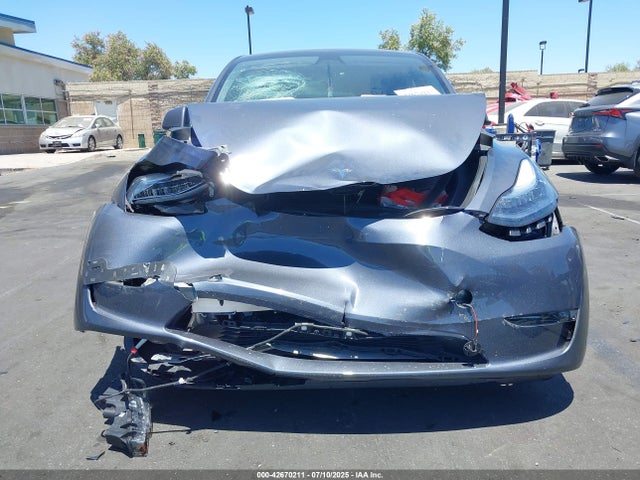 2023 TESLA MODEL Y 7SAYGDEE9PA106159 Photo 5