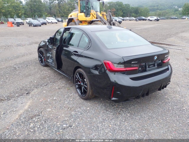 BMW 340i 2024 3MW49FF02R8E15189 Image 3