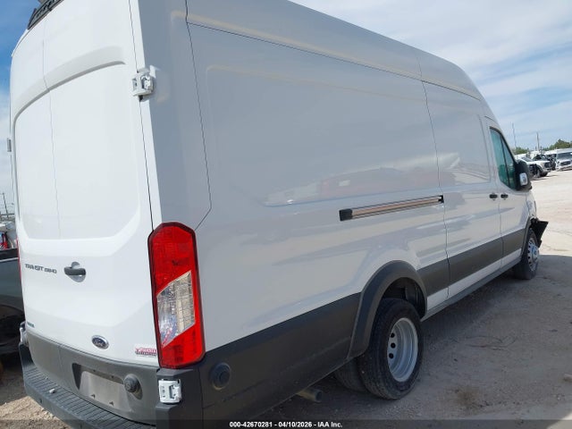 1FTBF4XG2PKB10774 Ford Transit-350 Cargo Van