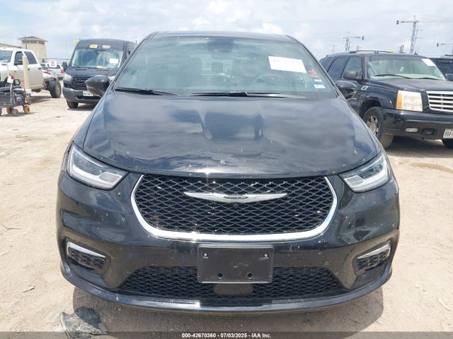 Chrysler 2025 2025 2C4RC1BG6SR585805 Image 12