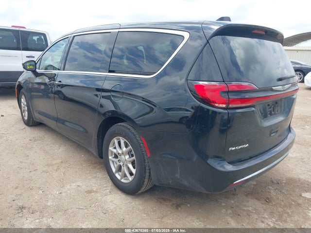 Chrysler 2025 2025 2C4RC1BG6SR585805 Image 3