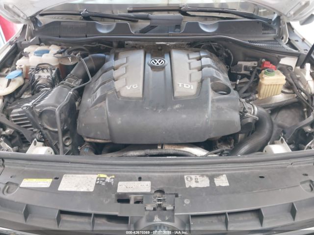 2014 VOLKSWAGEN TOUAREG WVGEP9BP2ED009360 Photo 9