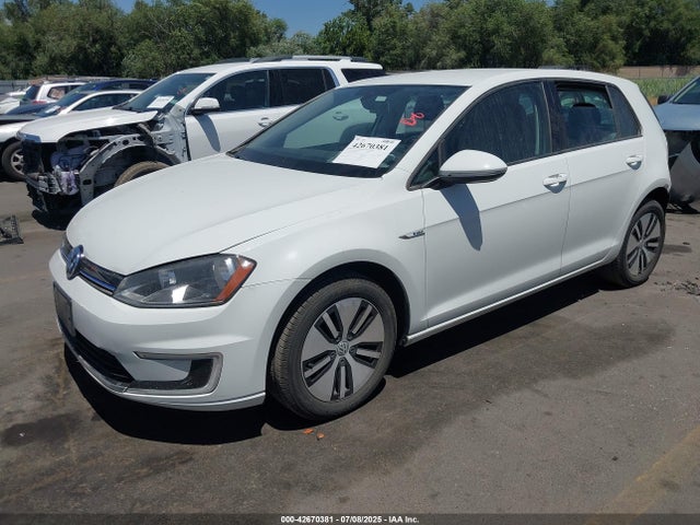 WVWKP7AU1GW916935 Volkswagen E-Golf