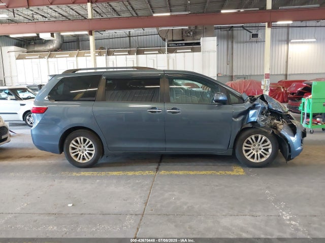 Toyota 2gr-fks 2016 5TDYK3DC9GS705230 Image 13