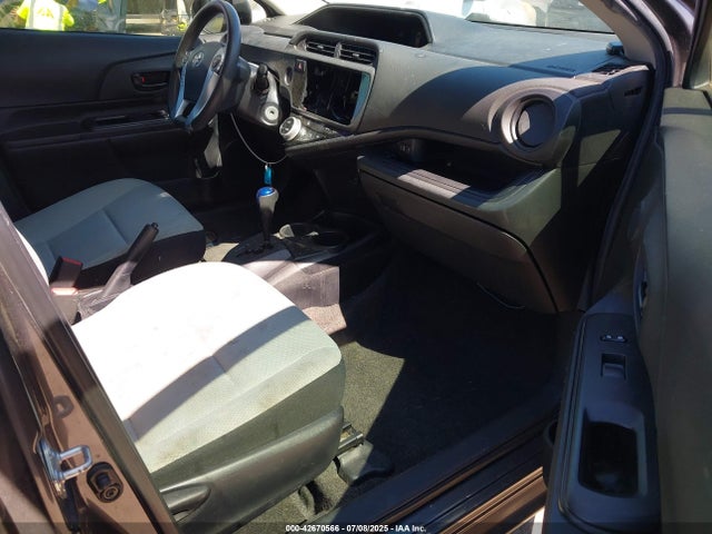 JTDKDTB37F1098386 Toyota 1nz-fxe+1lm