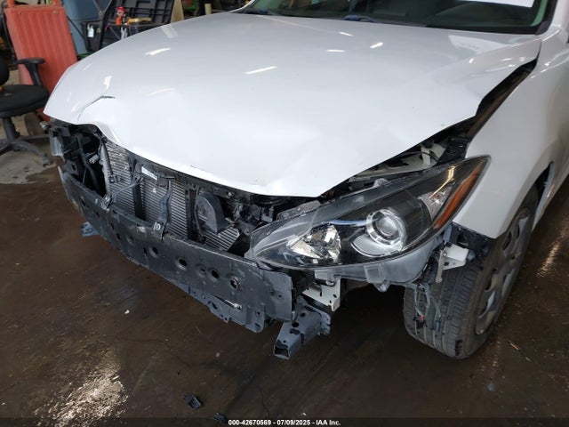 JM1BM1U75E1215210 Mazda pe