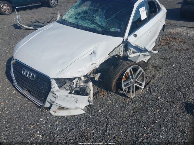 2018 AUDI A3 WAUJ8GFF4J1049888 Photo 5