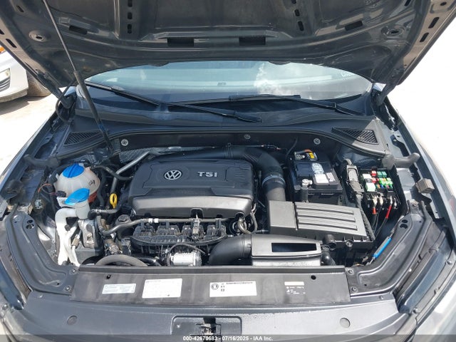 1VWDT7A32HC071413 Volkswagen 1.8 tsi