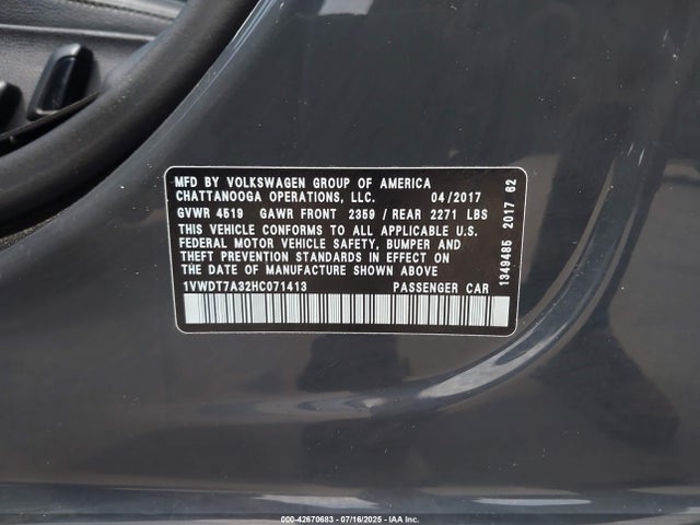 1VWDT7A32HC071413 Volkswagen 1.8 tsi