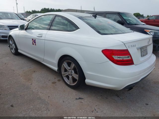 2015 MERCEDES-BENZ C 250 WDDGJ4HB9FG370183 Photo 2