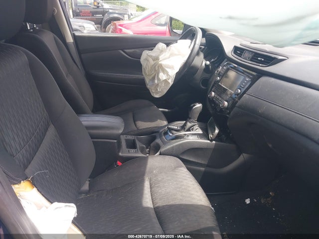 JN8AT2MV3KW374782 Nissan Rogue