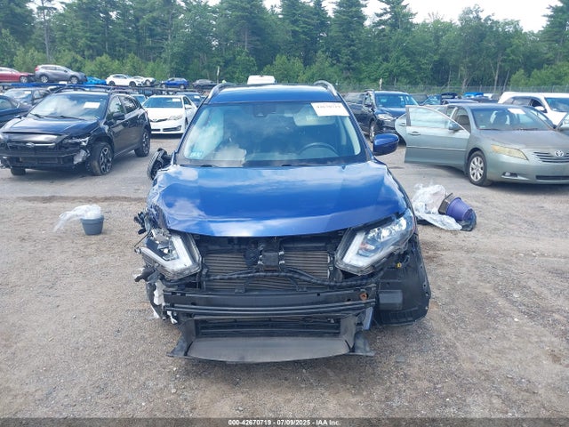 JN8AT2MV3KW374782 Nissan Rogue