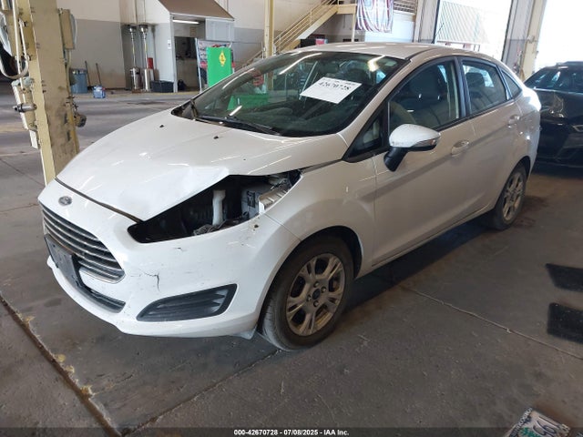 3FADP4BJ9FM214233 Ford 2015