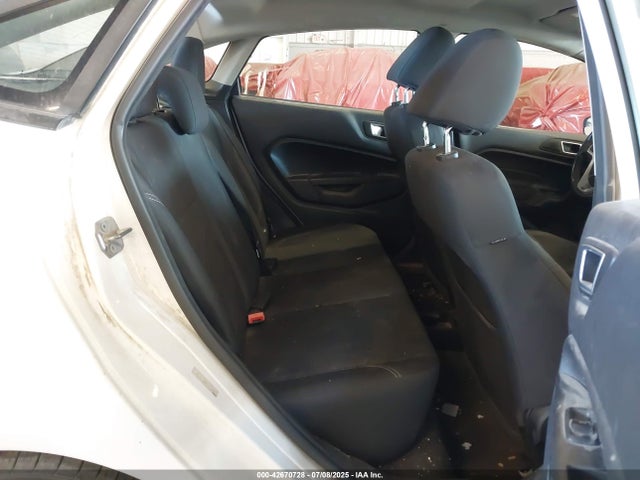 3FADP4BJ9FM214233 Ford 2015