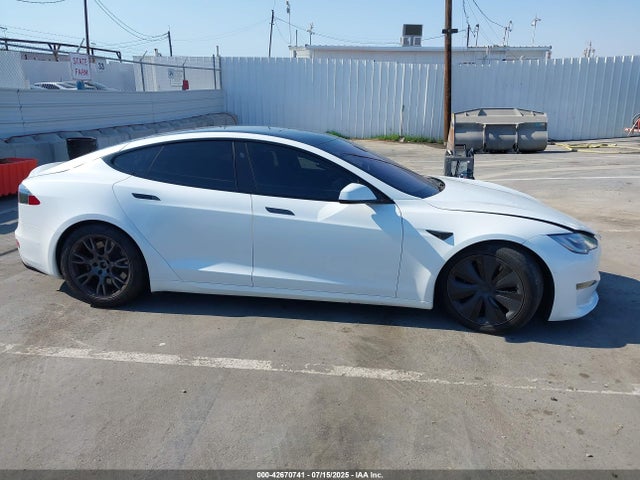 5YJSA1E54MF443114 Tesla 2021
