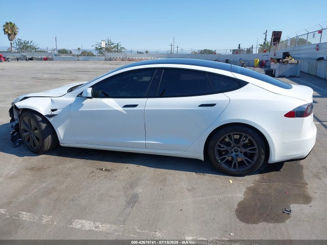 5YJSA1E54MF443114 Tesla 2021