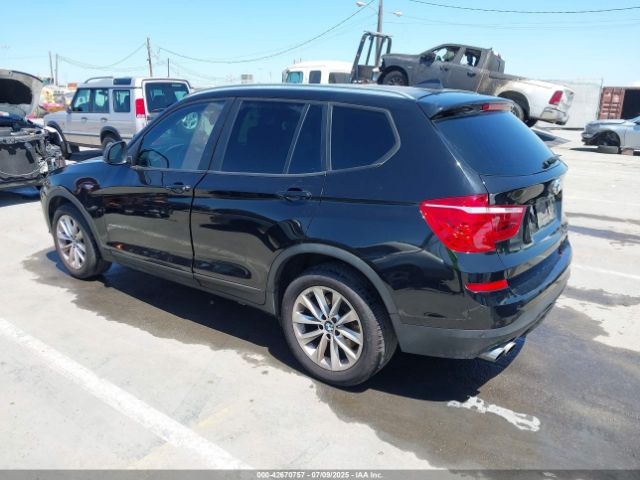 2017 BMW X3 5UXWX9C50H0D98972 Photo 2