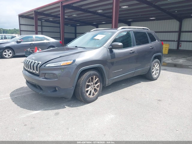 2015 Jeep Cherokee Latitude მანქანა იყიდება აუქციონზე, vin: 1C4PJMCS6FW558859, აუქციონის ნომერი: 42670804