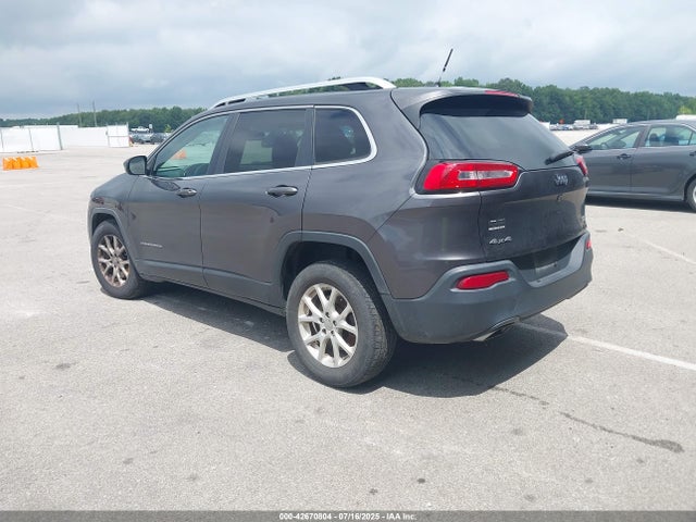2015 Jeep Cherokee Latitude მანქანა იყიდება აუქციონზე, vin: 1C4PJMCS6FW558859, აუქციონის ნომერი: 42670804
