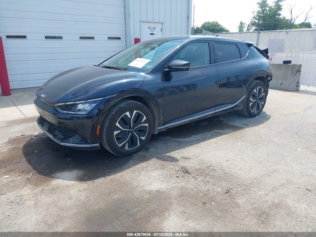 KIA EV6 2024 KNDC3DLC2R5209709 Image 2