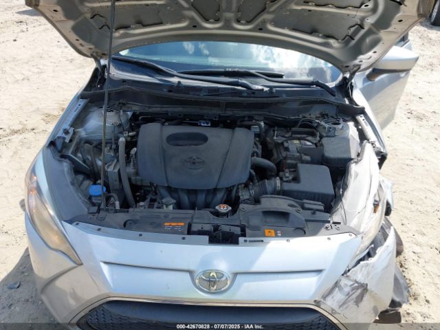 2019 TOYOTA YARIS 3MYDLBYV1KY511487 Photo 9