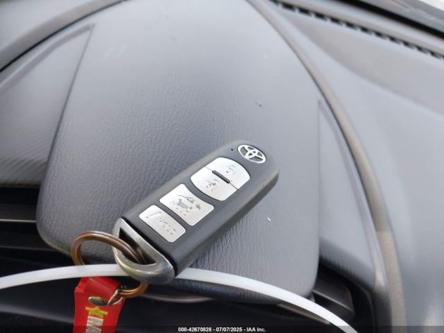 2019 TOYOTA YARIS 3MYDLBYV1KY511487 Photo 10