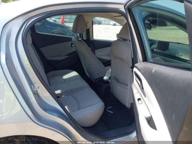 2019 TOYOTA YARIS 3MYDLBYV1KY511487 Photo 7