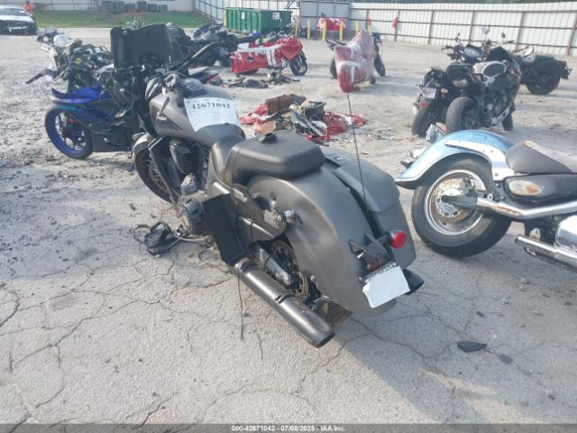 2023 INDIAN MOTORCYCLE CO. CHALLENGER 56KLCCRR9P3423587 Photo 2