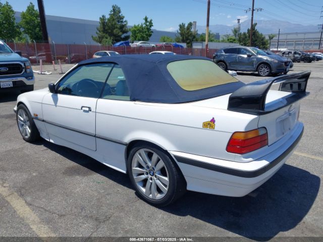 1995 BMW 325 WBABJ6320SJD38064 Photo 2