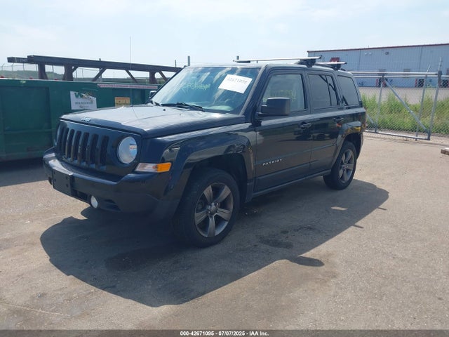 1C4NJRFB9FD216186 Jeep 2015