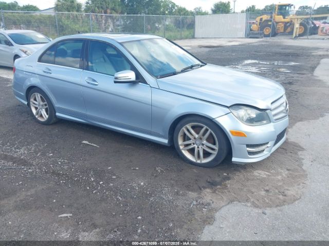2013 MERCEDES-BENZ C 250 WDDGF4HB9DA785179
