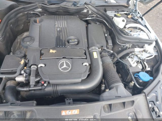 2013 MERCEDES-BENZ C 250 WDDGF4HB9DA785179 Photo 9