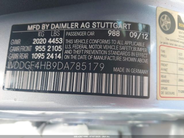 2013 MERCEDES-BENZ C 250 WDDGF4HB9DA785179 Photo 8
