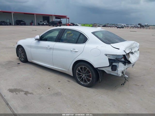 Alfa Romeo giulia (952) 2017 ZARFAEBN2H7537152 Image 3