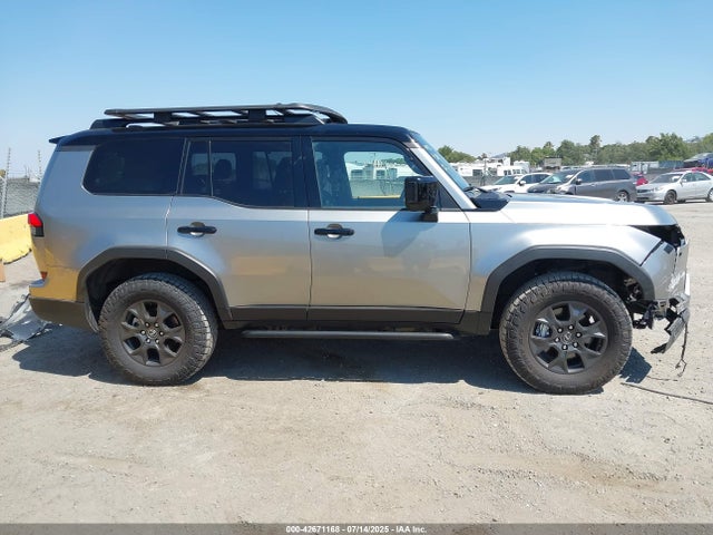 Lexus v35a-fts 2024 JTJTBCDX2R5016438 Image 14