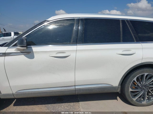 Lincoln gtdi 2023 5LM5J7WC8PGL07424 Image 14