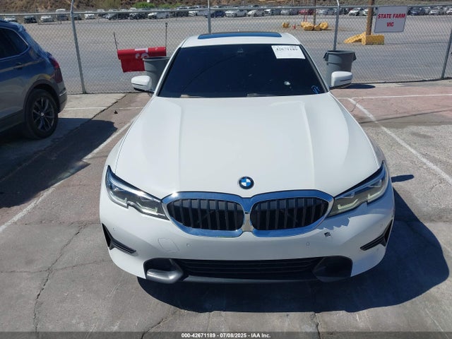 BMW 2021 2021 3MW5R1J02M8B74273 Image 12