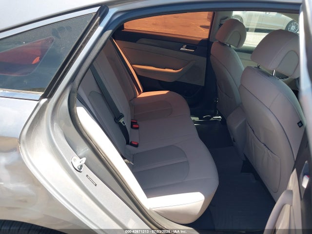 5NPE34AF8HH444460 Hyundai 2017