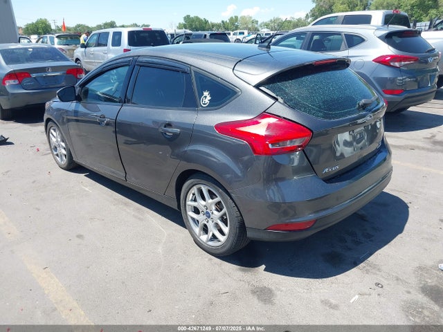 Ford 2015 2015 1FADP3K22FL334332 Image 3
