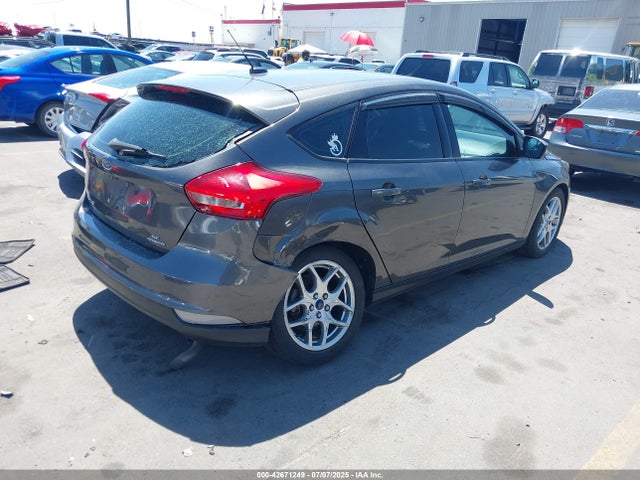 Ford 2015 2015 1FADP3K22FL334332 Image 4