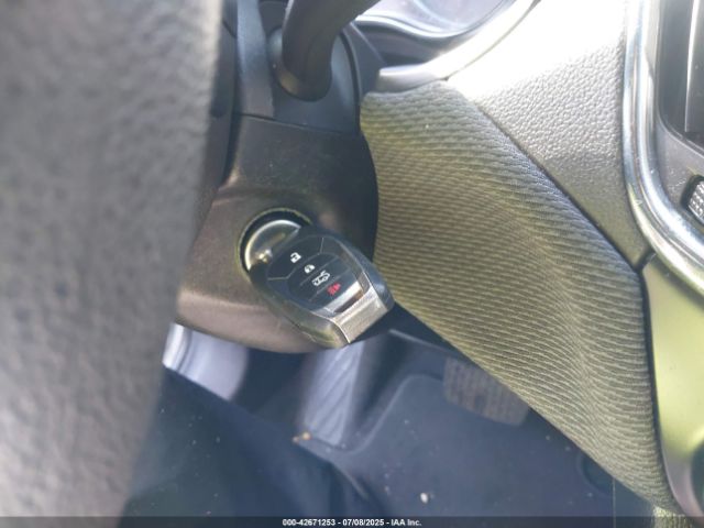 2018 CHEVROLET CRUZE 1G1BE5SM2J7243849 Photo 10