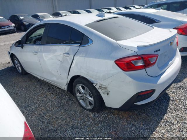 2018 CHEVROLET CRUZE 1G1BE5SM2J7243849 Photo 2