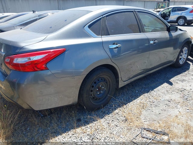 1N4AL3AP8HC294546 Nissan 2017