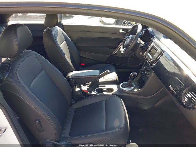 3VWF17AT7GM607395 Volkswagen Beetle
