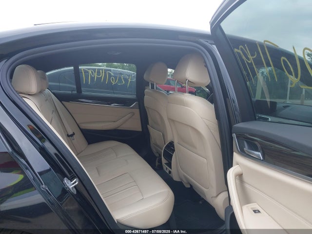 WBAJA7C53JWA74688 BMW 530I