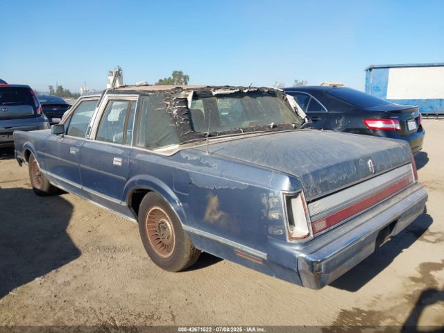 1988 LINCOLN TOWN CAR 1LNBM81F6JY705804 Photo 2